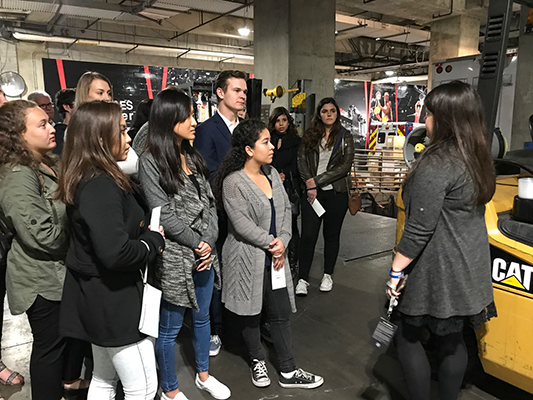 PRSSA Students Tour the Staples Center